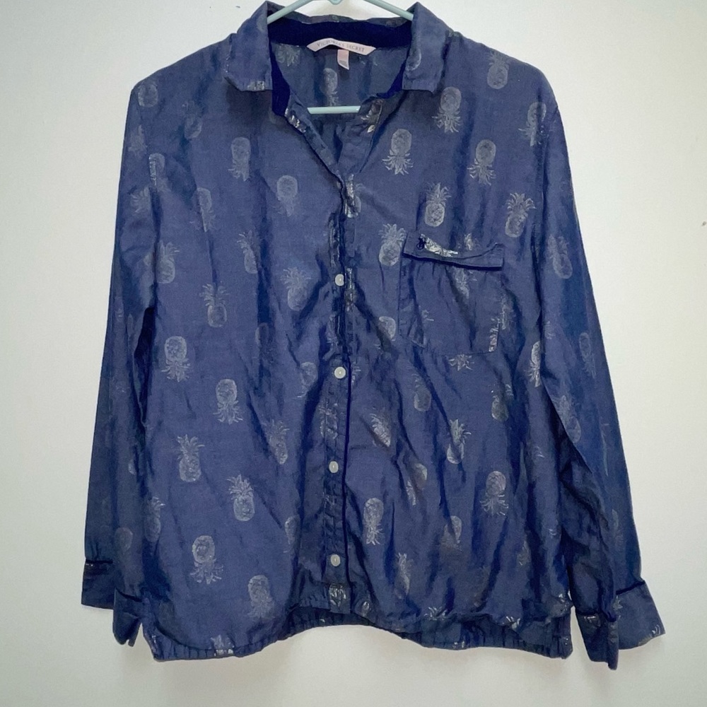 Victoria’s Secret Sleep top button up women’s size medium